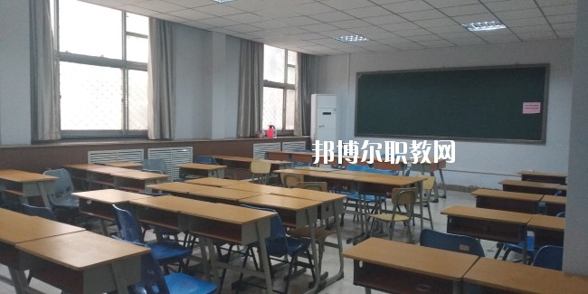 鄭州音樂(lè)藝術(shù)中等專(zhuān)業(yè)學(xué)校2021年招生辦聯(lián)系電話(huà)