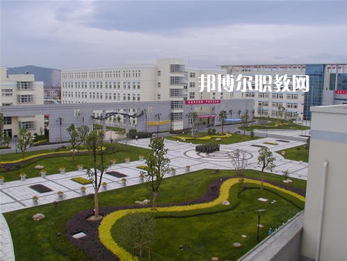 四川渠縣職業(yè)中專(zhuān)學(xué)校2021招生錄取分?jǐn)?shù)線