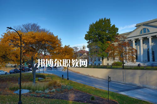 四川省工業(yè)設(shè)備安裝技工學(xué)校2021年報(bào)名條件、招生要求