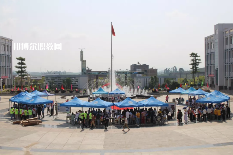 硯山縣民族職業(yè)高級中學網(wǎng)址網(wǎng)站