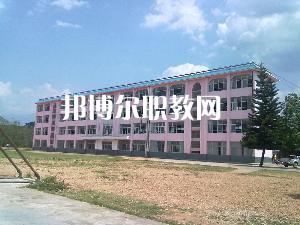 耿馬縣職教中心2021年報(bào)名條件、招生要求、招生對(duì)象