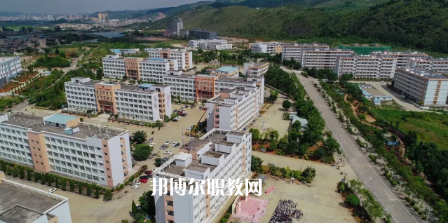 文山農(nóng)業(yè)學校2021年學費、收費多少