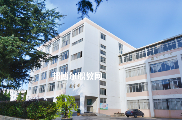 云南中醫(yī)藥中等?？茖W(xué)校2021年有哪些專業(yè)