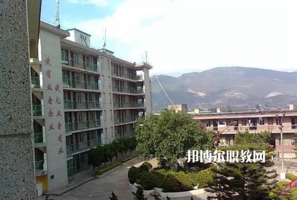 玉溪第二職業(yè)高級中學2021年學費、收費多少
