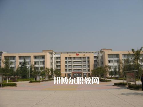 嵩明職業(yè)高級中學(xué)怎么樣、好不好