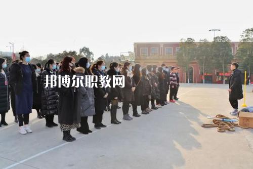 四川五月花技師學(xué)院2021年學(xué)費(fèi)、收費(fèi)多少