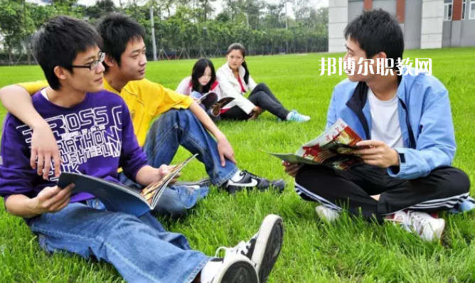 陜西創(chuàng)新工程技術(shù)學(xué)校2022年報(bào)名條件、招生要求、招生對象