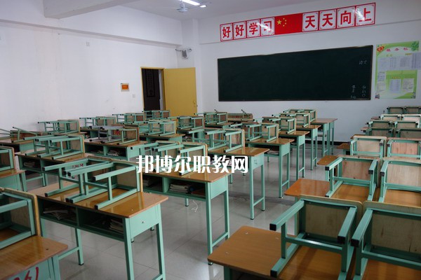 重慶聚英技工學(xué)校升學(xué)部怎么樣、好不好
