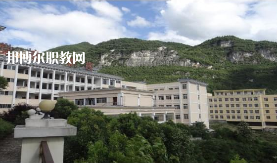 德慶縣中等職業(yè)學(xué)校2022年報名條件、招生要求、招生對象