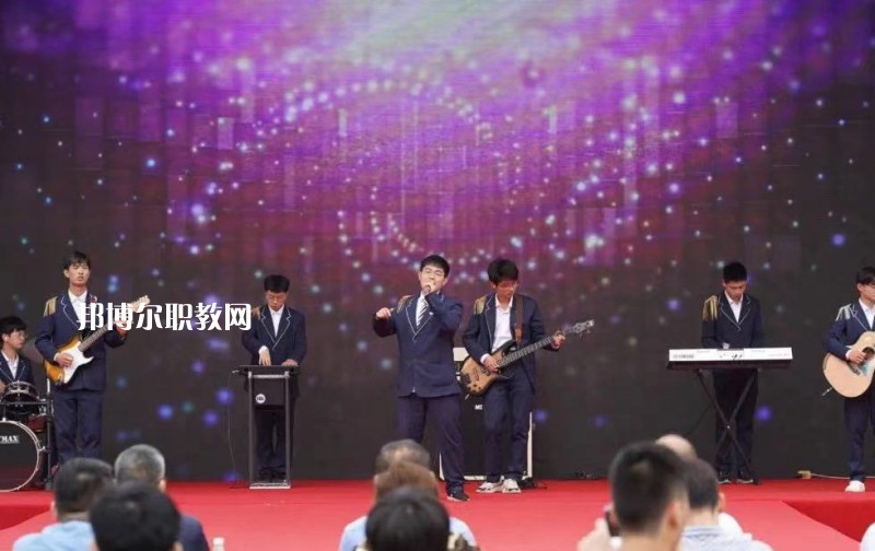南京中華中等專業(yè)學(xué)校怎么樣、好不好