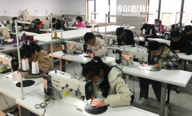 貴州特殊教育中等職業(yè)技術(shù)學(xué)校2022年報(bào)名條件、招生要求、招生對(duì)象