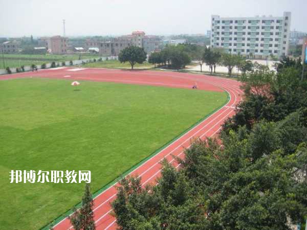 重慶航運旅游學(xué)校怎么樣、好不好