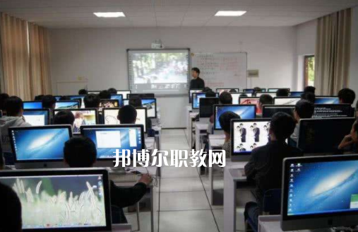 杭州2022年計(jì)算機(jī)學(xué)校都有什么專(zhuān)業(yè)