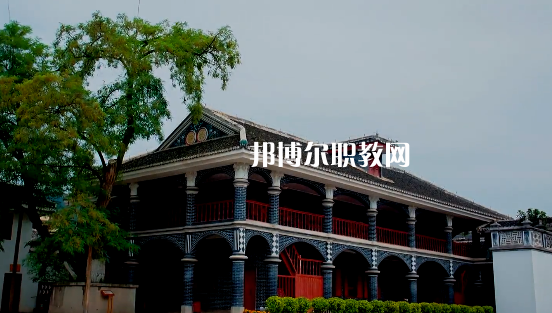遵義職業(yè)技術(shù)學(xué)校2022年報(bào)名條件、招生要求、招生對象