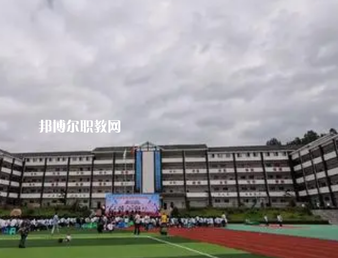 正安縣技工學(xué)校2022年報(bào)名條件、招生要求、招生對(duì)象