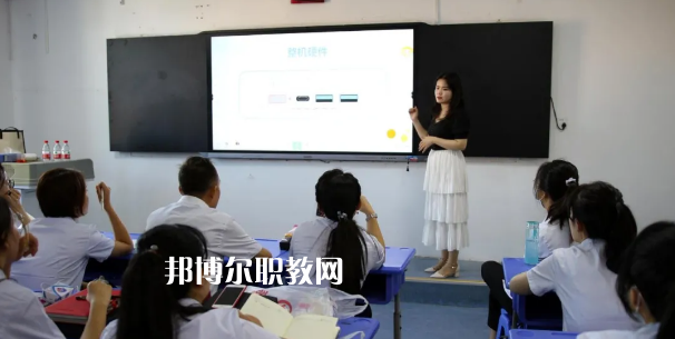 西安經(jīng)開職業(yè)學(xué)校2022年報名條件、招生要求、招生對象