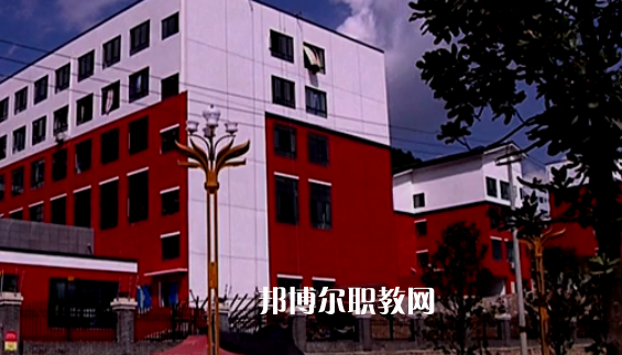貴州鳳岡縣中等職業(yè)學(xué)校2022年報(bào)名條件、招生要求、招生對(duì)象