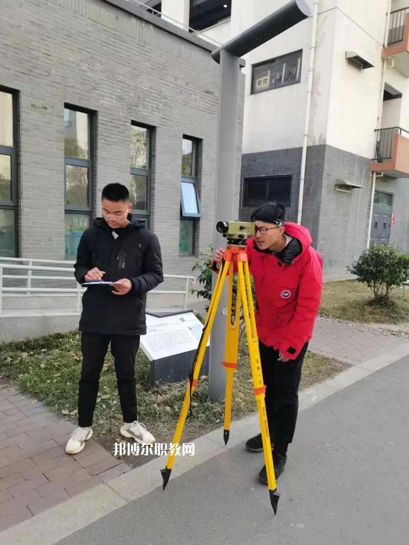 江蘇張家港第三職業(yè)高級(jí)中學(xué)2022年報(bào)名條件、招生要求、招生對(duì)象
