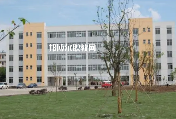 四川省廣漢市職業(yè)中專學(xué)校2022年報名條件、招生對象、招生要求