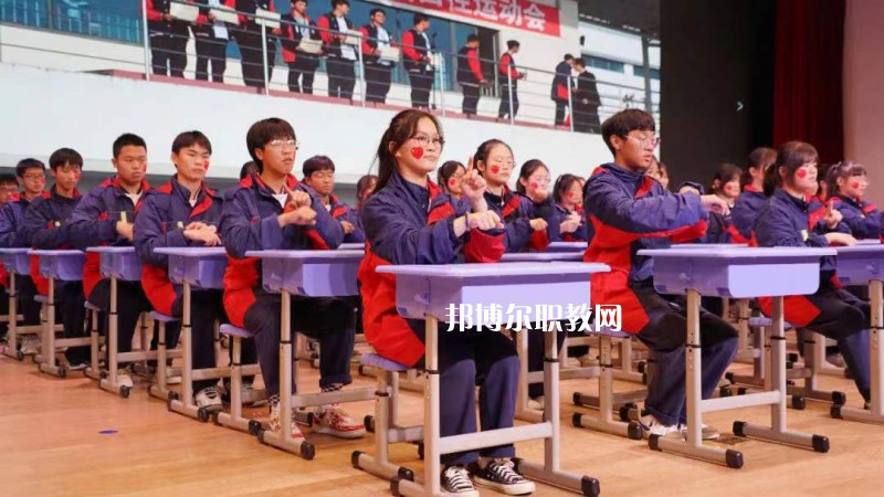 江蘇昆山第二中等專業(yè)學校2022年招生辦聯系電話