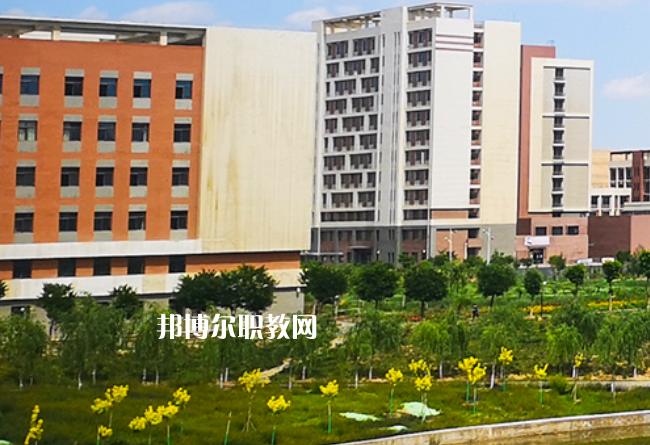 蘭州市商業(yè)學(xué)校2022年報名條件、招生要求、招生對象 