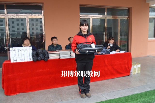 秦皇島奇石藝術(shù)學(xué)校2022年報(bào)名條件、招生要求、招生對(duì)象