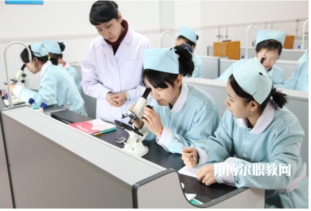 四川涼山衛(wèi)生學(xué)校2022年報(bào)名條件、招生要求、招生對(duì)象