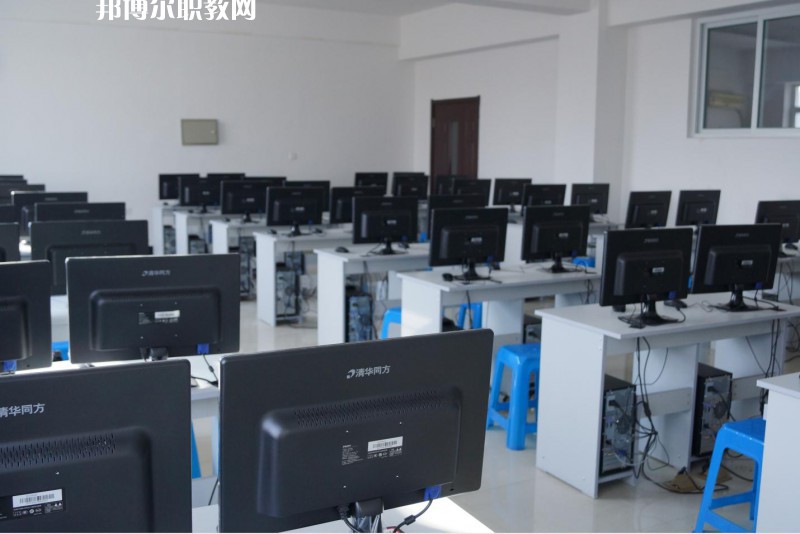 邢臺財貿(mào)學(xué)校2022年招生錄取分數(shù)線