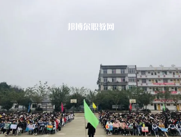 瀘州天宇中等職業(yè)技術(shù)學(xué)校2022年學(xué)費(fèi)、收費(fèi)多少