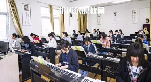 渦陽(yáng)縣科技學(xué)校2022年報(bào)名條件、招生要求、招生對(duì)象