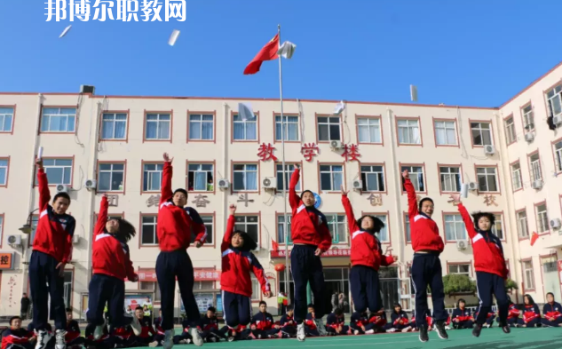 衡水兆華科技中專學(xué)校2022年報(bào)名條件、招生要求、招生對(duì)象