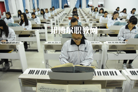 保定幼兒師范高等?？茖W(xué)校2022年報名條件、招生要求、招生對象