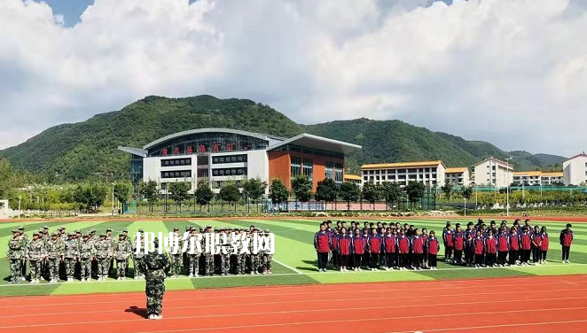 黃龍職業(yè)教育中心2022年報(bào)名條件、招生要求、招生對(duì)象