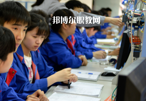 儀征技師學院2022年報名條件、招生要求、招生對象