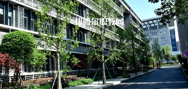 成都市技師學院怎么樣、好不好