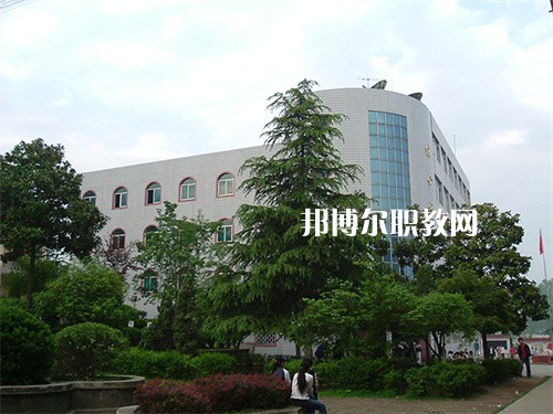晉寧職業(yè)高級中學(xué)2022年報名條件、招生要求、招生對象