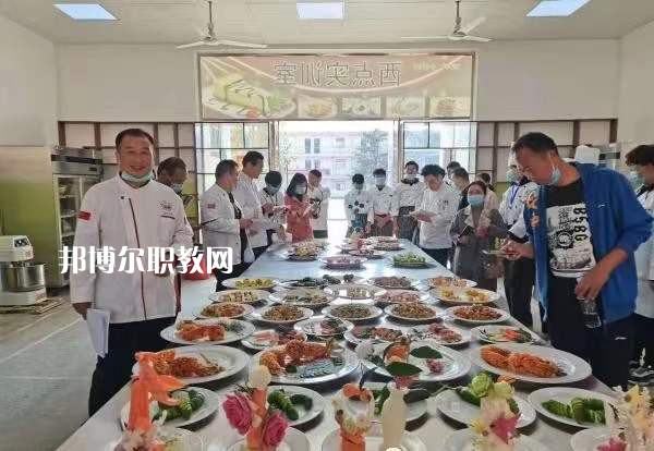 淮北市烈山區(qū)中等專業(yè)學校2022年報名條件、招生要求、招生對象