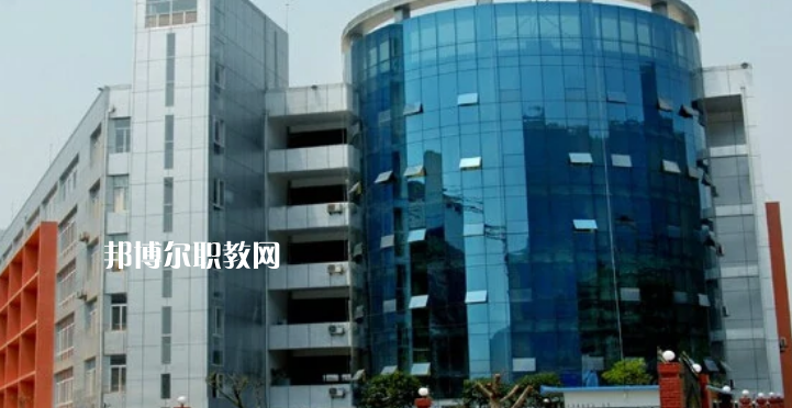 四川省古藺縣職業(yè)高級中學校2022年報名條件、招生要求、招生對象