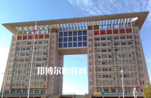 武漢石牌嶺職業(yè)高中2022年網站網址