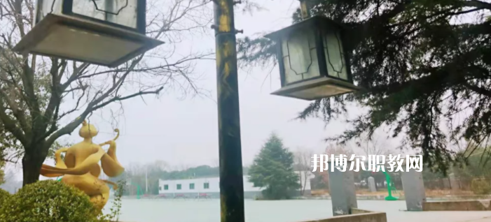 西安商貿(mào)科技技術(shù)學(xué)校2023年怎么樣、好不好