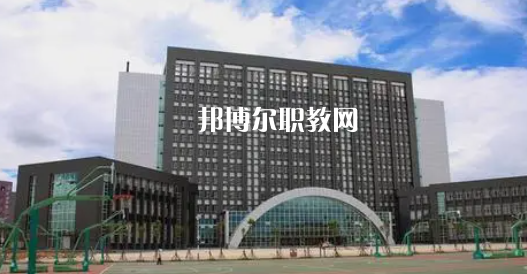 昆明高職?？圃盒Ｅ琶?0強