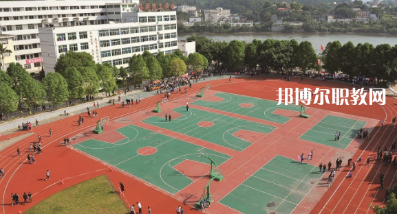 福建理工學(xué)校2023年學(xué)費(fèi)、收費(fèi)多少
