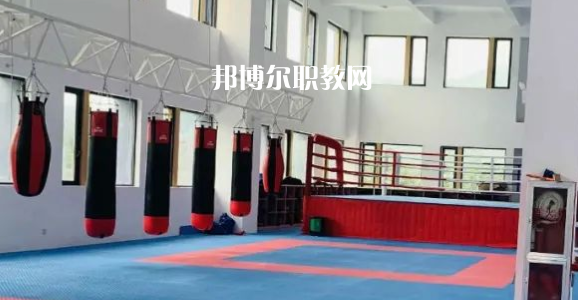 2023蒼南縣飛林職業(yè)學(xué)校招生計(jì)劃 招生人數(shù)是多少(附要求、條件、對(duì)象)