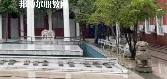 臺州市雙語實驗學(xué)校地址在哪里，哪個地區(qū)，哪個城市?