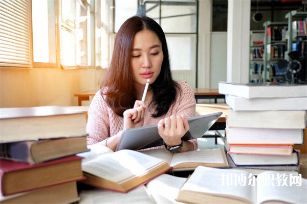 樂山計算機學校有哪些招生專業(yè)（2023年）