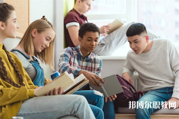 銅仁較好的公辦中專(zhuān)學(xué)校 銅仁公辦中專(zhuān)學(xué)校排名前六