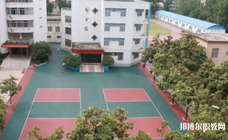 南陽市藝術中等職業(yè)學校網站網址主頁
