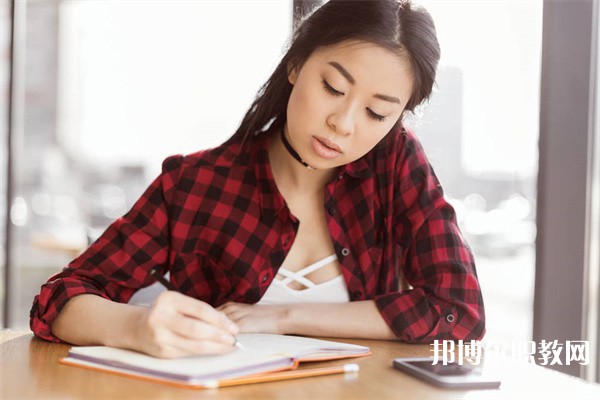 河南哪里的中職學校能讀足球?qū)I(yè)