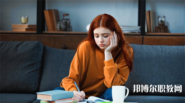 湖南哪里的中職學(xué)校能讀汽車(chē)應(yīng)用與維修專(zhuān)業(yè)專(zhuān)業(yè)