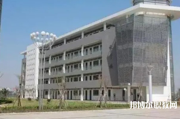 安慶樅川經(jīng)濟(jì)技術(shù)學(xué)校怎么樣、好不好